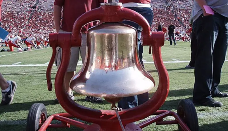 The-Victory-Bell-Trophy-weight-heavy