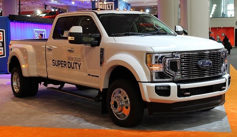 1200px 2020 Ford F 450 Limited Super Duty with Powerstroke Turbo Diesel engine front NYIAS 2019
