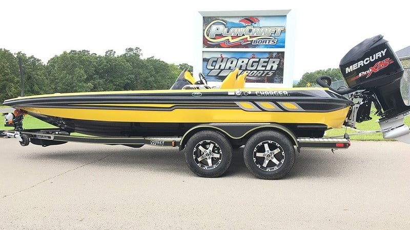 Charger Elite 210 Bass Boat Yellow